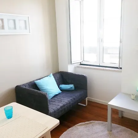 Alcantara Quiet & Calm In Apartment Lisbon